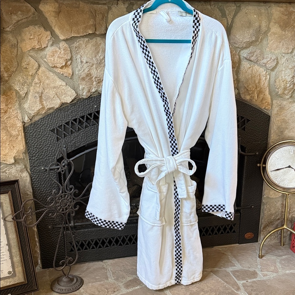 MacKenzie Childs Courtley Spa Robe ❤️